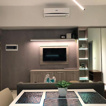 One Uptown Residence Taguig Bagian luar foto
